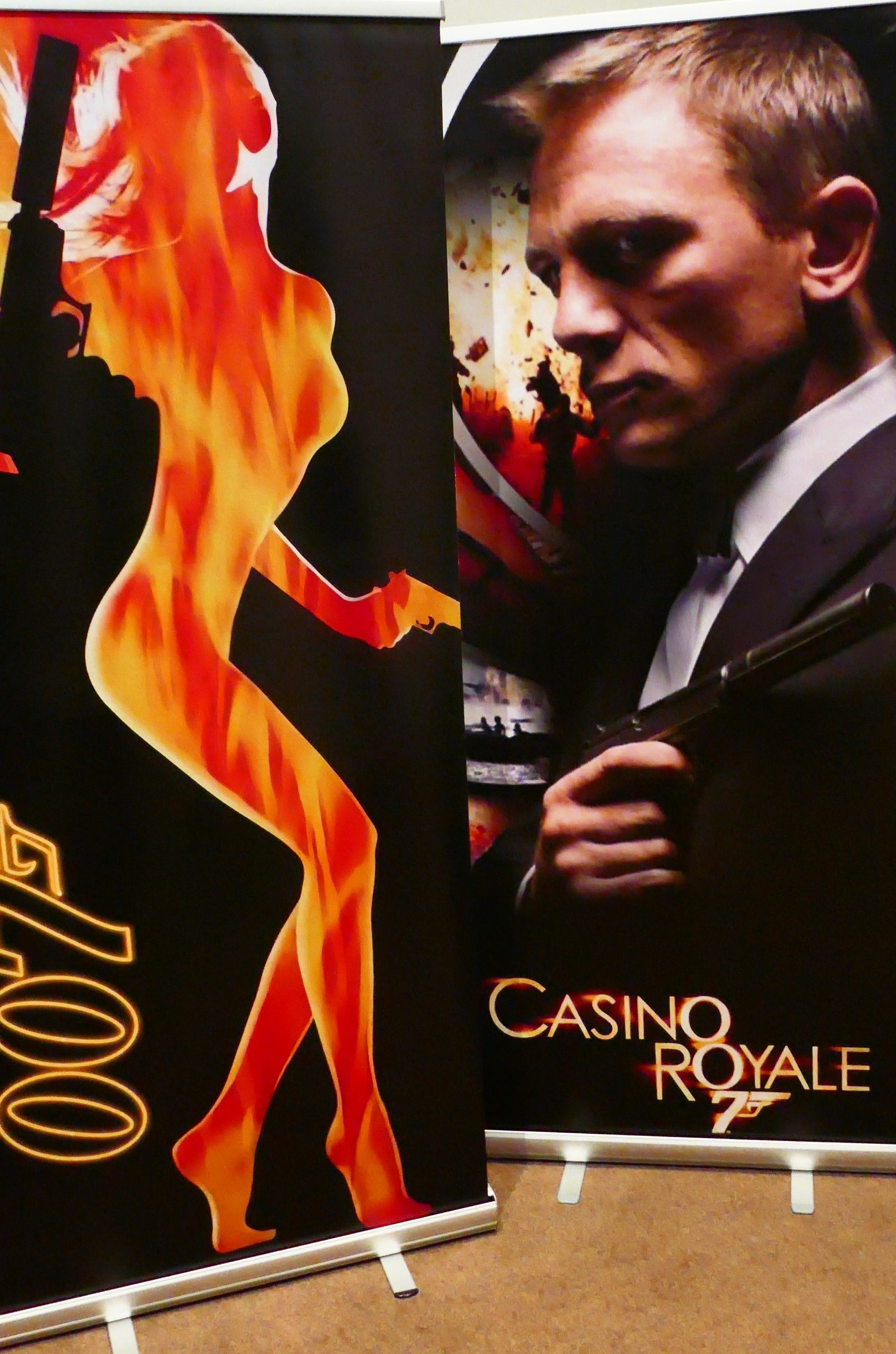 Hot Flush Casino Props